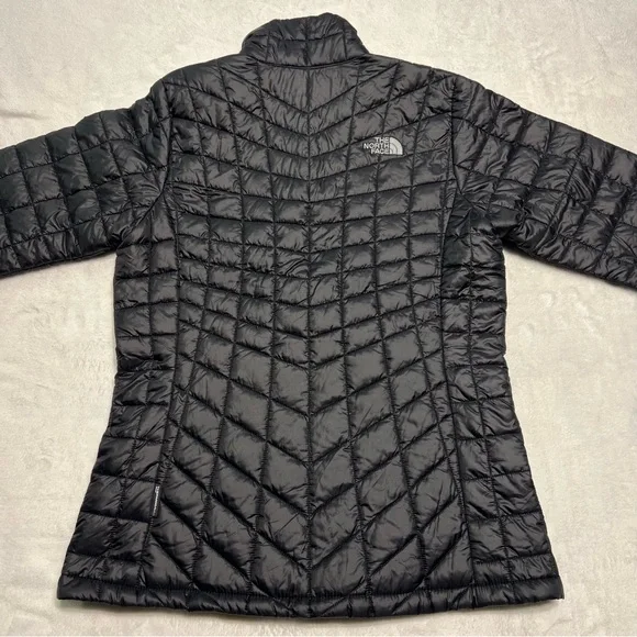 The North Face ThermoBall Puffer Jacket Women’s Small